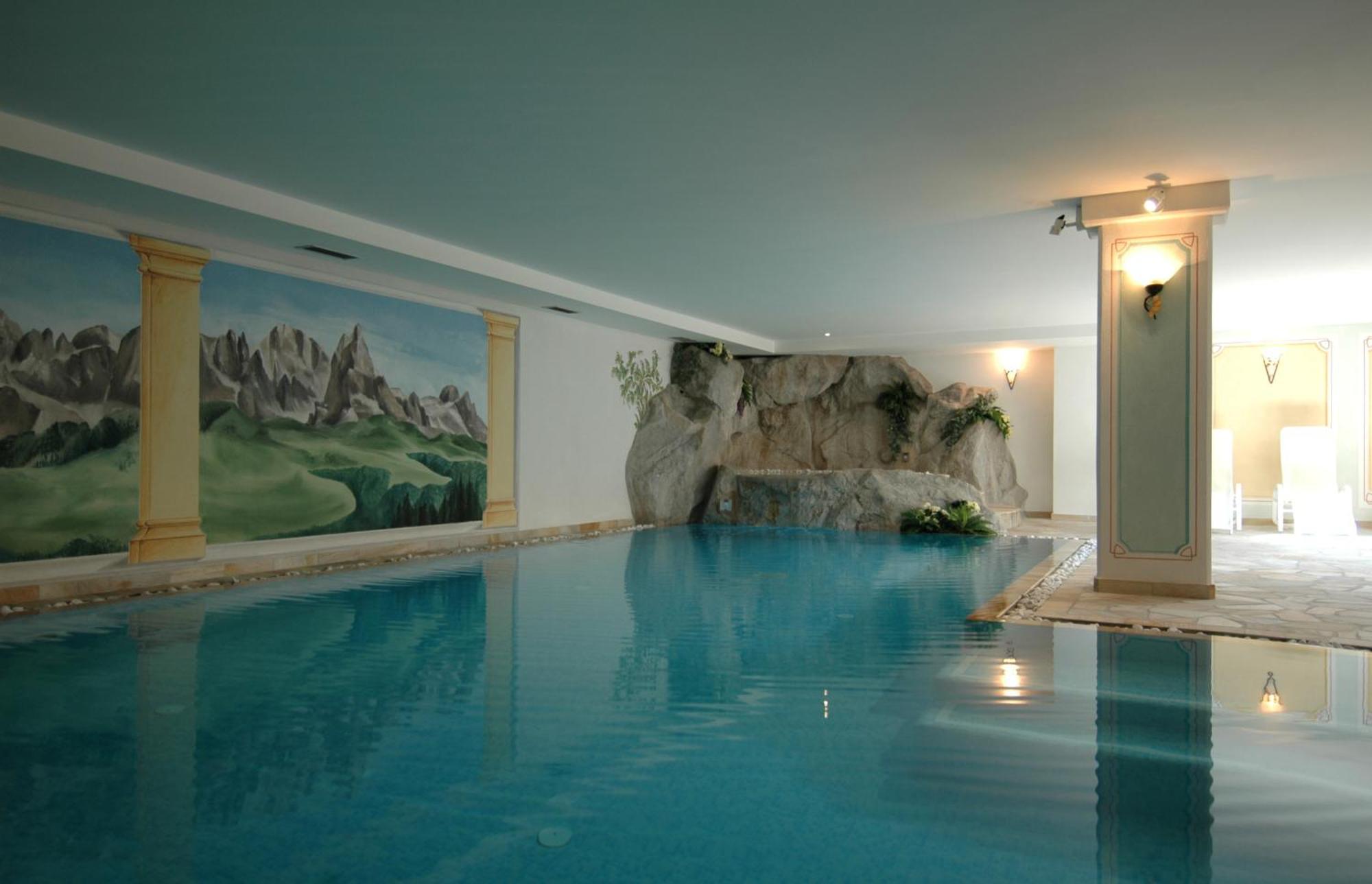 Residence Pez Gajard San Martino Di Castrozza Bagian luar foto