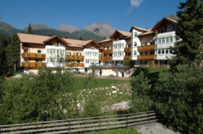 Residence Pez Gajard San Martino Di Castrozza Bagian luar foto